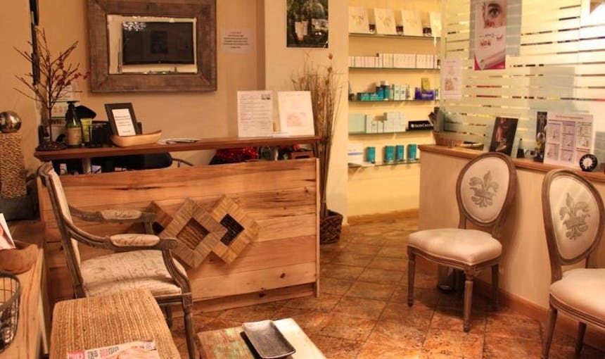 Flora Nails Spa