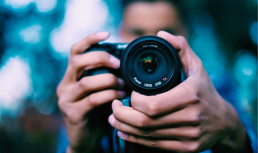 Photographer 698908 960 720