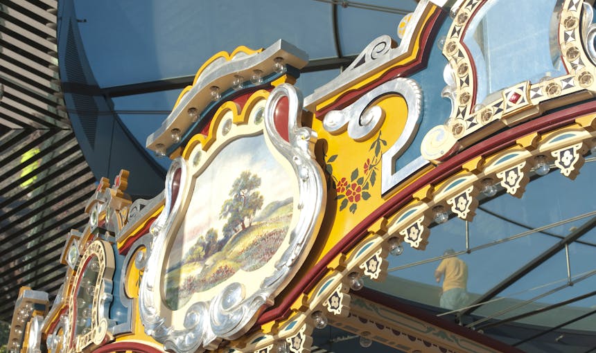 Places Janes Carousel Front